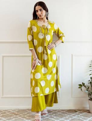 Women Geometric Printed A-Line Kurta with Palazzos 6