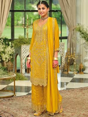 Women Ethnic Motifs Embroidered Kurta with Palazzos & Dupatta 3