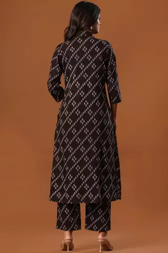 Women Ethnic Motifs Printed Cotton Kurta with Trousers