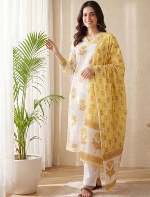 Women Floral Printed Thread Work Cotton Kurta with Trousers & With Dupatta 1