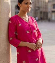 Women Ethnic Motifs Embroidered Thread Work Kurta with Trousers