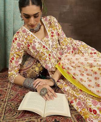 Women Floral Printed Pleated Cotton Kurta with Trousers & With Dupatta 2
