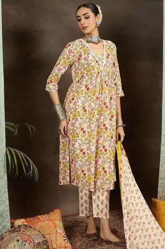 Women Floral Printed Pleated Cotton Kurta with Trousers & With Dupatta