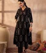 Women Ethnic Motifs Printed Sequinned Cotton Kurta with Trousers