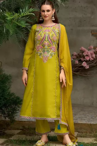 Women Ethnic Motifs Embroidered Thread Work Kurta with Palazzos & Dupatta