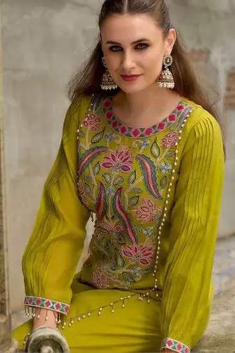 Women Ethnic Motifs Embroidered Thread Work Kurta with Palazzos & Dupatta