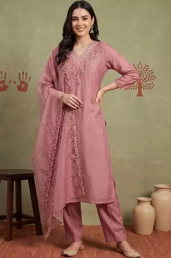Women Ethnic Motifs Embroidered Thread Work Kurta with Trousers & With Dupatta