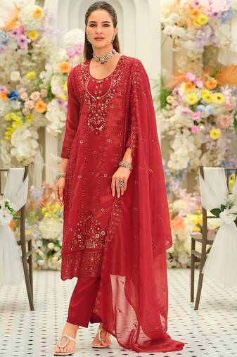 Women Ethnic Motifs Embroidered Thread Work Kurta with Trousers & With Dupatta