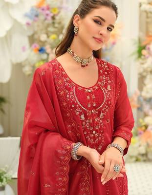 Women Ethnic Motifs Embroidered Thread Work Kurta with Trousers & With Dupatta 6