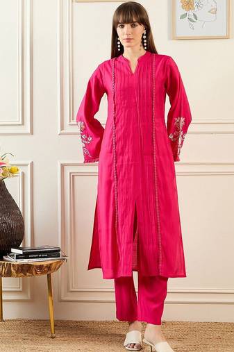 Self Design Mandarin Collar Bell Sleeves Straight Kurta With Trousers