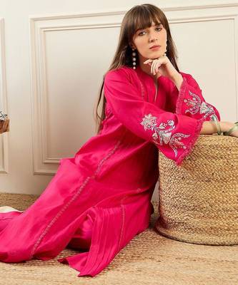 Self Design Mandarin Collar Bell Sleeves Straight Kurta With Trousers 7