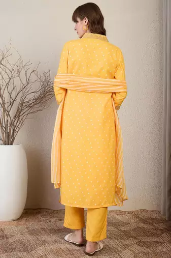 Bandhani Printed Straight Kurta With Trouser & Dupatta