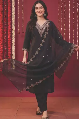 Women Ethnic Motifs Embroidered Sequinned Kurta with Trousers & With Dupatta