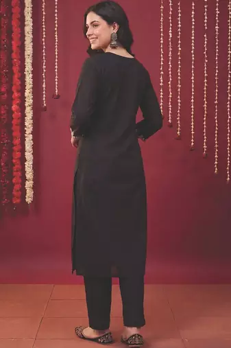 Women Ethnic Motifs Embroidered Sequinned Kurta with Trousers & With Dupatta