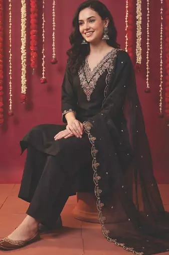 Women Ethnic Motifs Embroidered Sequinned Kurta with Trousers & With Dupatta