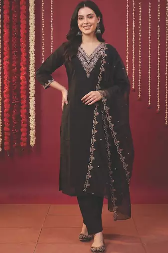 Women Ethnic Motifs Embroidered Sequinned Kurta with Trousers & With Dupatta