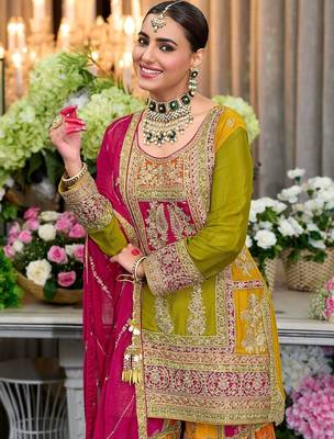 Women Ethnic Motifs Embroidered Kurta with Sharara & With Dupatta 5