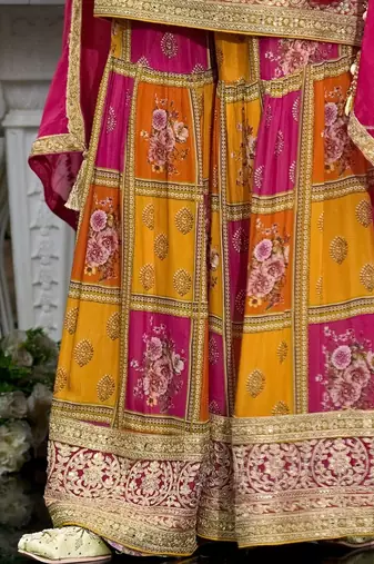 Women Ethnic Motifs Embroidered Kurta with Sharara & With Dupatta