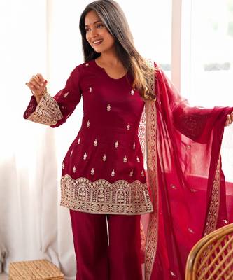 Elegant maroon embroidered ethnic kurta pant set with dupatta for women 3