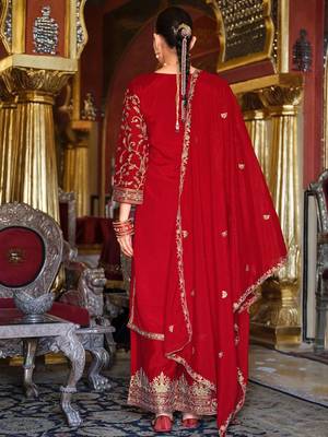 Ethnic Motifs Embroidered Sequinned Kurta with Palazzos & Dupatta 5