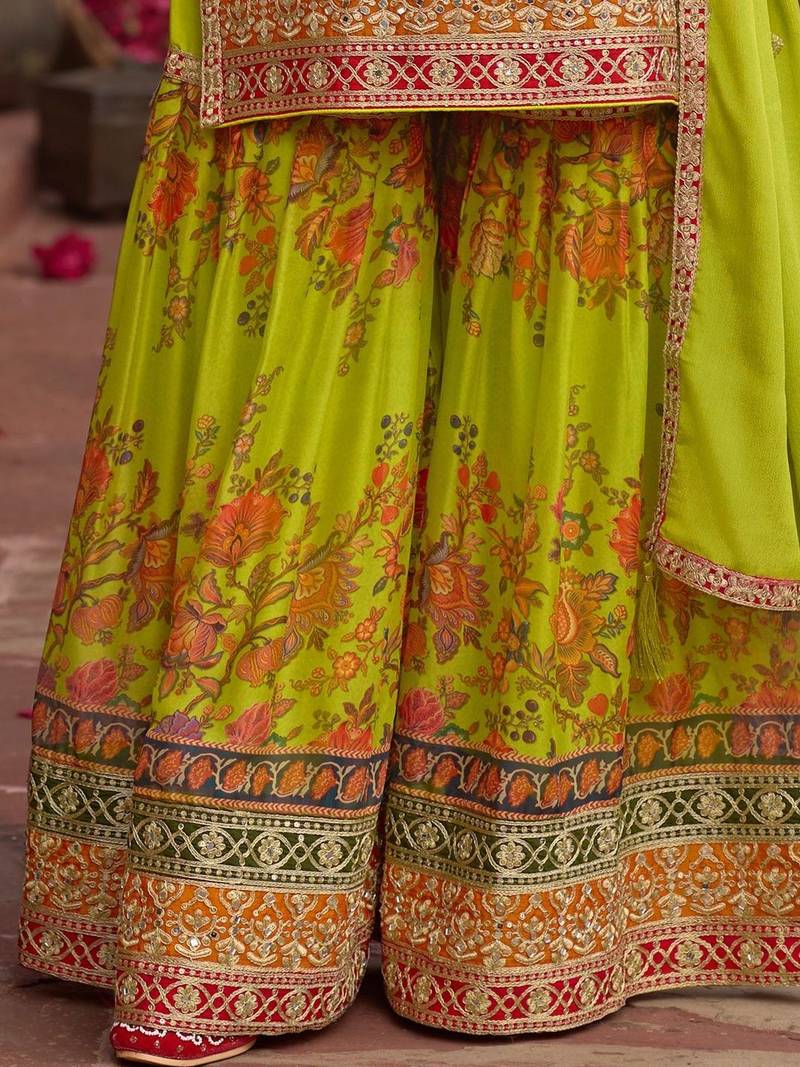 Women Ethnic Motifs Embroidered Thread Work Kurta with Sharara & With Dupatta