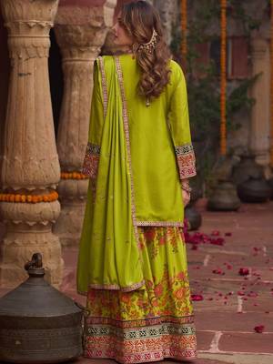 Women Ethnic Motifs Embroidered Thread Work Kurta with Sharara & With Dupatta 4