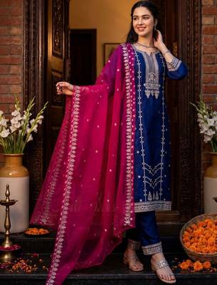 Women Ethnic Motifs Thread Work Kurta with Trousers & With Dupatta 4