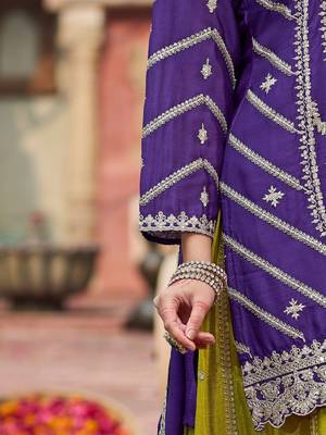 Women Ethnic Motifs Embroidered Thread Work Kurta with Sharara & With Dupatta 3