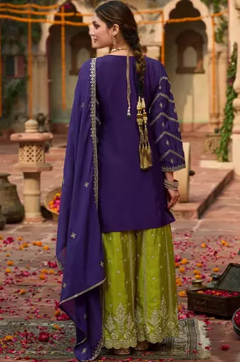 Women Ethnic Motifs Embroidered Thread Work Kurta with Sharara & With Dupatta