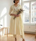 Women Floral Embroidered Empire Thread Work Cotton Kurta with Trousers & With Dupatta
