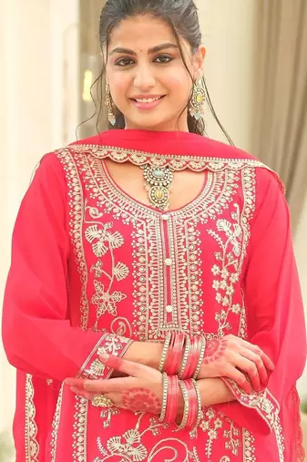 Ethnic Motifs Embroidered Round Neck Zari Kurta With Patiala & Dupatta