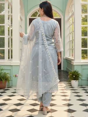 Women Floral Embroidered Kurta with Trousers & Dupatta 4