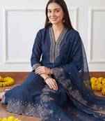 Women Ethnic Motifs Embroidered Thread Work Kurta with Trousers & With Dupatta