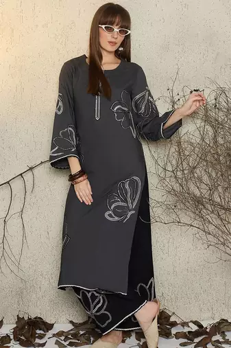 Women Floral Embroidered Sequinned Kurta with Palazzos