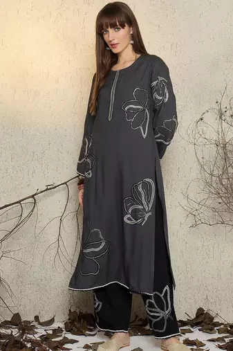 Women Floral Embroidered Sequinned Kurta with Palazzos
