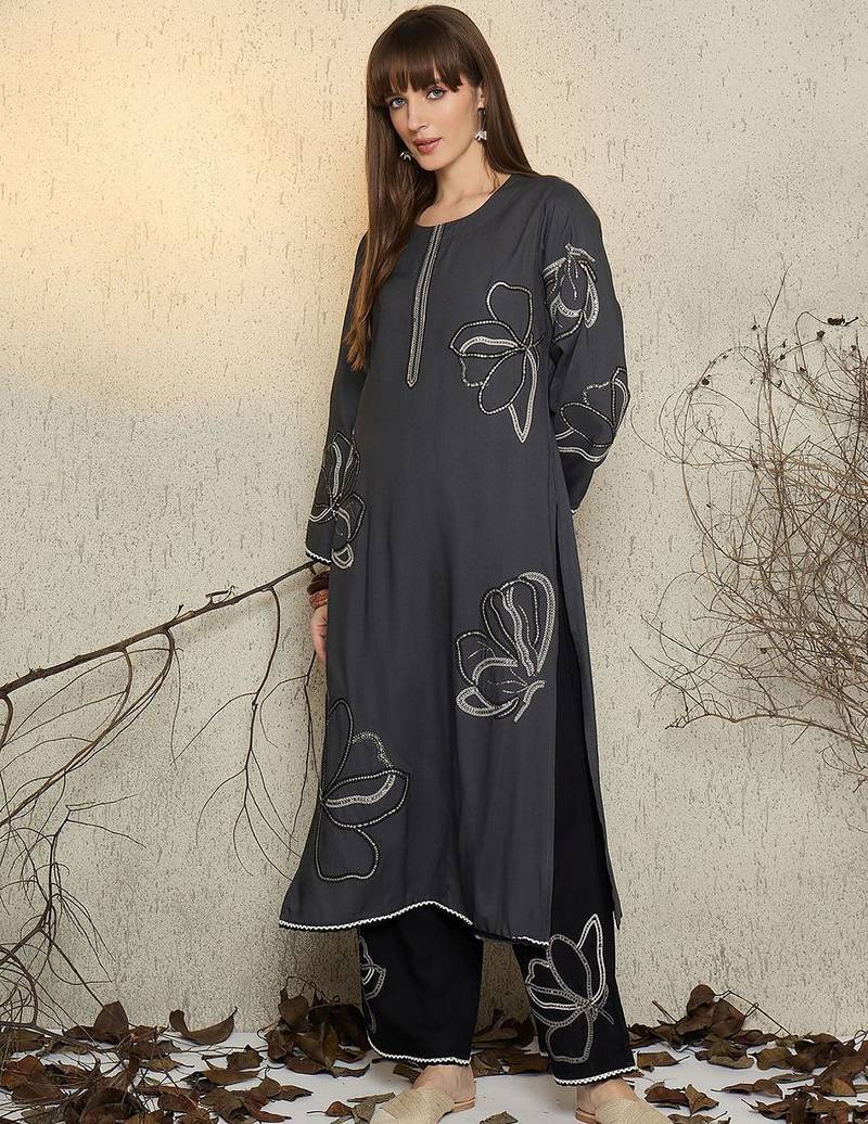 Women Floral Embroidered Sequinned Kurta with Palazzos
