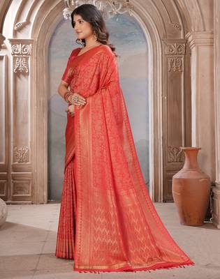 red woven kanjivaram soft silk saree designer pallu saree with blouse 5