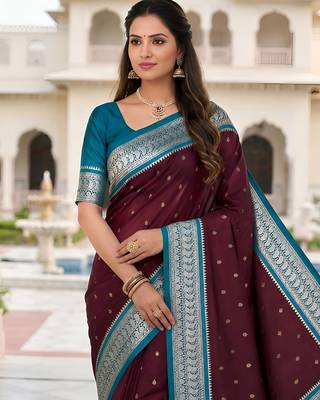 Cofee soft silk blend saree with zari weaving meenakari design 4