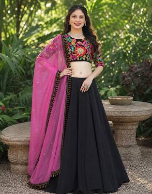 BLACK SEQUINS & EMBROIDERED VELVET LEHENGA CHOLI SET 1