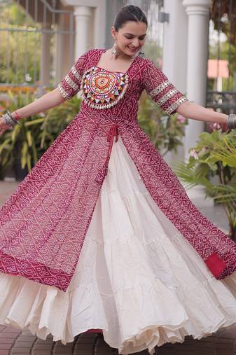 Off White Kora Cotton Chaniya Choli For Navratri Set With Kutchi Patchwork Maroon Bandhani Kurti 