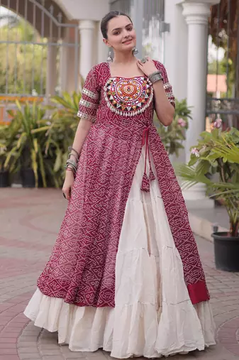Off White Kora Cotton Chaniya Choli For Navratri Set With Kutchi Patchwork Maroon Bandhani Kurti 