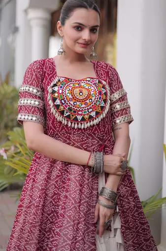 Off White Kora Cotton Chaniya Choli For Navratri Set With Kutchi Patchwork Maroon Bandhani Kurti 