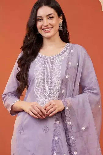 Women Ethnic Motifs Embroidered Thread Work Kurta with Trousers & With Dupatta