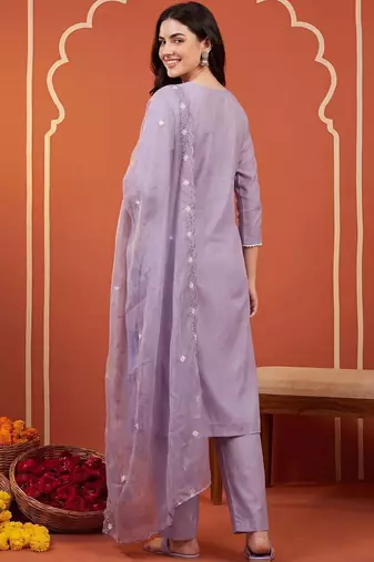 Women Ethnic Motifs Embroidered Thread Work Kurta with Trousers & With Dupatta