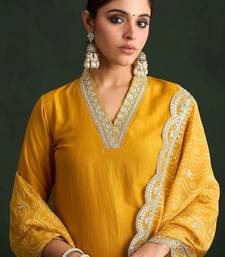 Women Ethnic Motifs Embroidered Kurta with Trousers & With Dupatta