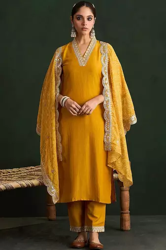 Women Ethnic Motifs Embroidered Kurta with Trousers & With Dupatta