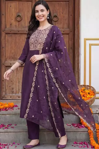 Women Ethnic Motifs Embroidered Thread Work Kurta with Trousers & With Dupatta