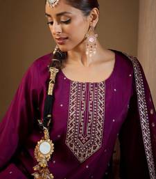 Women Ethnic Motifs Embroidered Sequinned Kurta with Trousers & With Dupatta