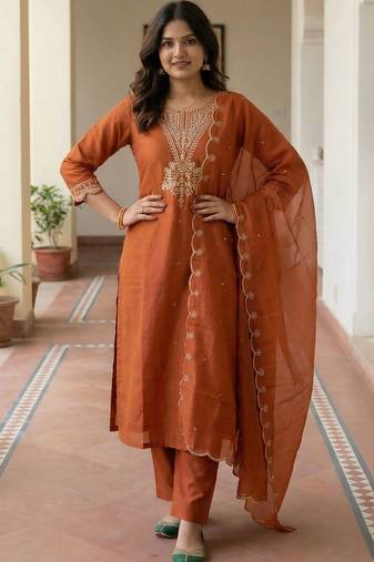 Women Ethnic Motifs Embroidered Thread Work Kurta with Trousers & With Dupatta