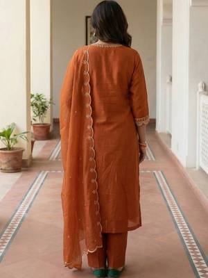 Women Ethnic Motifs Embroidered Thread Work Kurta with Trousers & With Dupatta 4